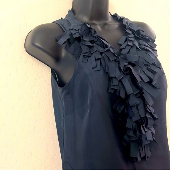 J Crew 100% Silk Navy Blue V Neck Ruffle Sleeveless Feminine Popover Blouse XS 0 - Picture 2 of 9